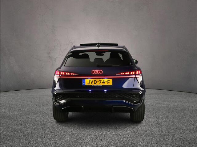 Audi Q3 1.5 200kW e-hybrid S edition | Adaptieve demping | Trekhaak | Pano | Tech pro | Full-led | Keyless |