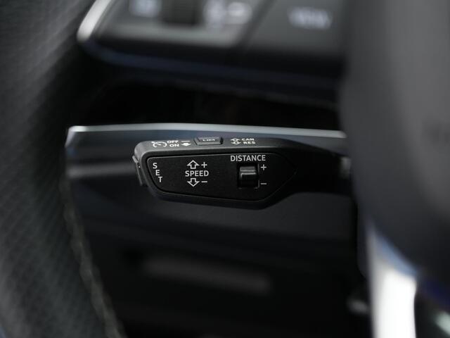 Audi Q3 Sportback 45 TFSI e 245 pk S-Line | Panoramadak | Trekhaak | Geheugenstoel | Leder/alcantara | Sonos