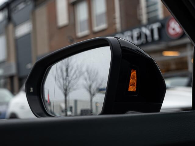 Audi Q3 Sportback 45 TFSI e S Edition 20 INCH CAMERA BLACK OPTIC FULL LED VIRTUAL DASH STOELVERW