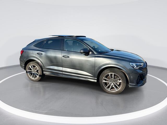 Audi Q3 Sportback 45 TFSI e 245pk S Edition · Panoramadak · Camera · Trekhaak wegklapbaar · Dodehoeksensor · Stoelverwarming · Apple/Android Car Play · Garantie t/m 21-06-2027 of 100.000km