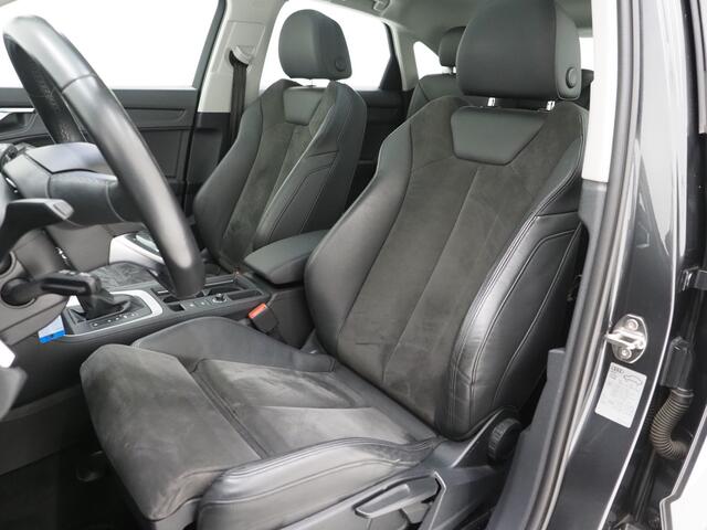 Audi Q3 Sportback 45 TFSI e Edition Full Black | Panoramadak | Stoelverwarming | Virtual | Cruise | PDC | LED | Carplay