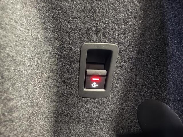 Audi Q3 35 TFSI Advanced | Panoramadak | Elektr. trekhaak | Sfeerverlichting | B&O | Camera | Full LED | Carplay