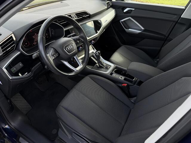Audi Q3 35 TFSI Advanced | PDC | Stoelverwarming |