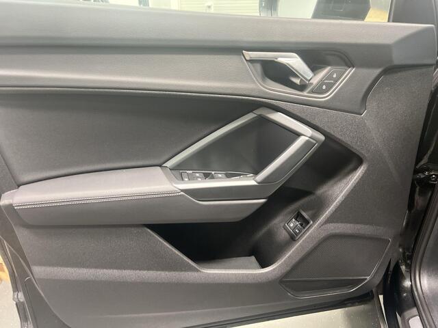 Audi Q3 45 TFSIe 245pk S-tronic Advanced Edition · Camera · Apple/Android Car Play · P-Sensoren · Elek. Achterklep · 18'' Inch · Stoelverwarming ·