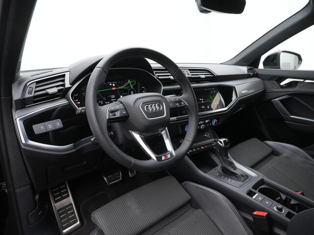 Audi Q3 45 TFSI e 245 pk S-Line | Achteruitrijcamera | Navigatie | Carplay | Elektrische achterklep | Drive Select