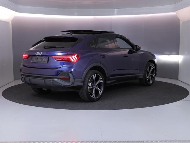 Audi Q3 Sportback 45 TFSI e S Edition 245 pk S-tronic | Navigatie | Panoramadak | Parkeersensoren | Achteruitrijcamera | Adaptieve cruise control | Lichtmetalen velgen 20" |