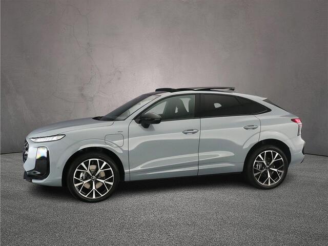 Audi Q3 Sportback 1.5 200kW e-hybrid S edition | Pano | Audi sound | Full-led | Keyless | ACC | Achteruitrijcamera |
