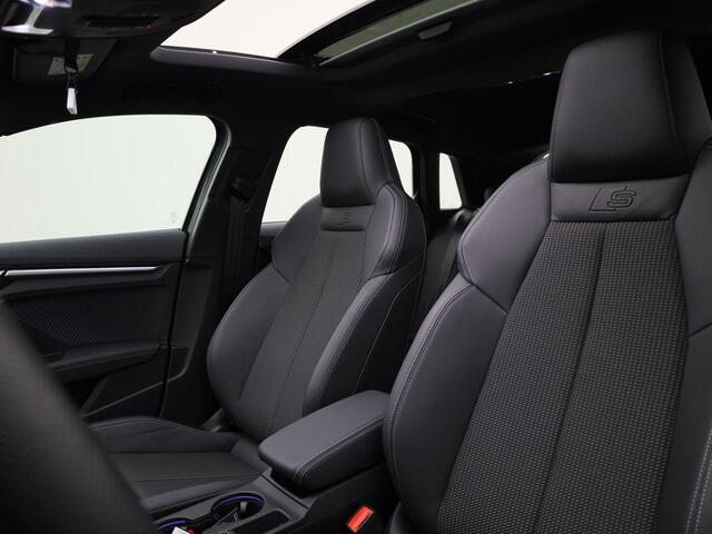 Audi Q3 Sportback 45 TFSIe 180kW/245PK S Line · Panoramadak · Camera · Apple/Android Car Play · Drive select · SONOS soundsystem ·