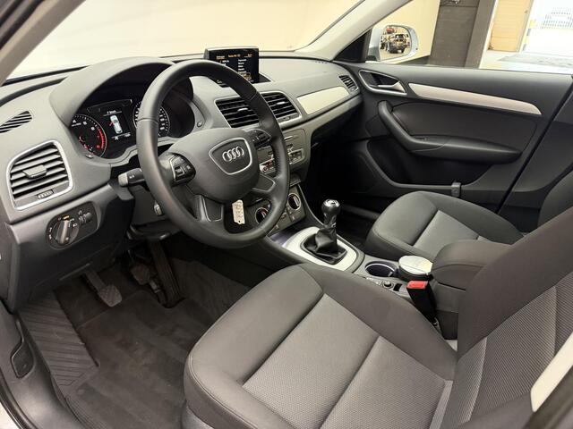 Audi Q3 1.4 TFSI Adrenalin 150 PK | S-Line | Park sens voor | Zeer weinig KM | NL Auto