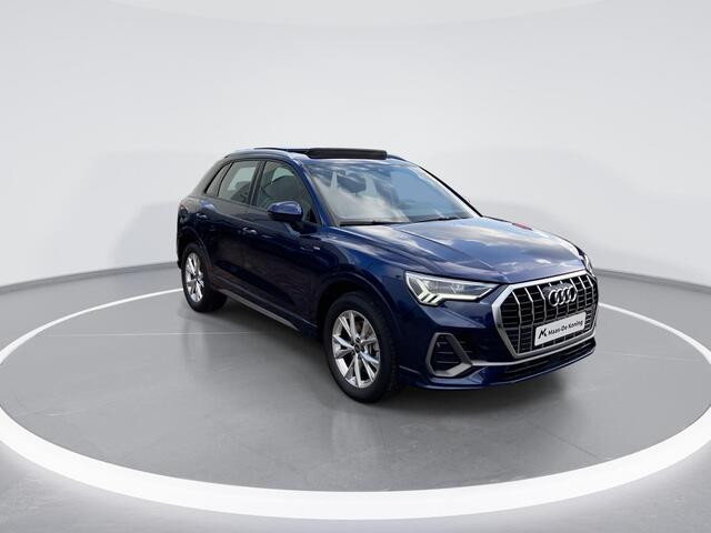 Audi Q3 45 TFSIe 180kW/245PK S Line · Panoramadak · Camera · Apple/Android Car Play · Drive select · Leder/Stof