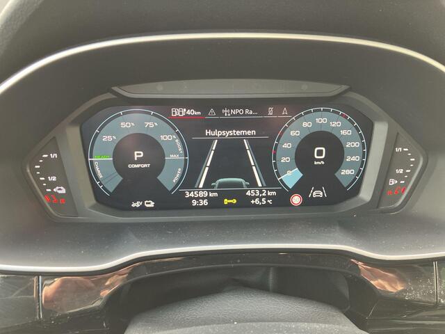 Audi Q3 45 TFSIe 180kW/245PK S Line · Panoramadak · Camera · Apple/Android Car Play · Drive select · Leder/Stof