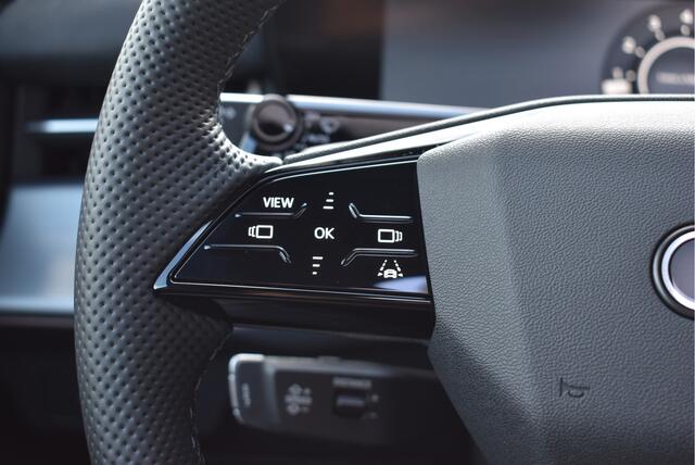 Audi Q3 35 TFSI S line S tronic NIEUWE TYPE, Panorama, Elek. trekhaak, Adaptive cruise, Camera, Virtual, Stoelverwarming