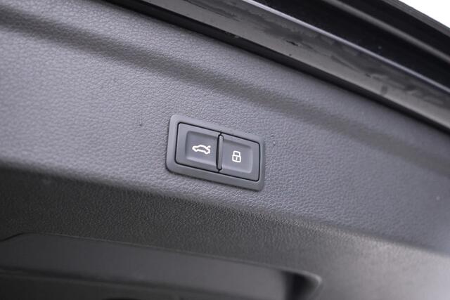 Audi Q3 Sportback 35 TFSI S Edition Automaat, Leer, Digital dash, Airco