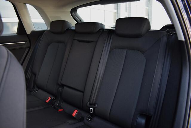 Audi Q3 35 TFSI | Apple Carplay | Elektr. achterklep | Dodehoek det. |