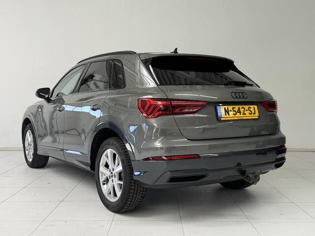 Audi Q3 35 TFSI Advanced Edition | Navigatie | Parkeersensoren | Trekhaak | Stoelverwarming |