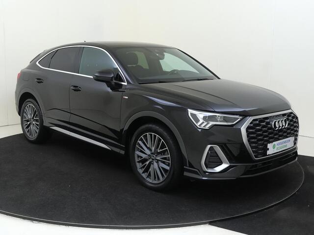 Audi Q3 Sportback 45 TFSI e S Edition | Dodehoek detectie | Sfeerverlichting | Navigatie Plus | Keyless | Adaptieve cruise control | CarPlay | Full LED verlichting |
