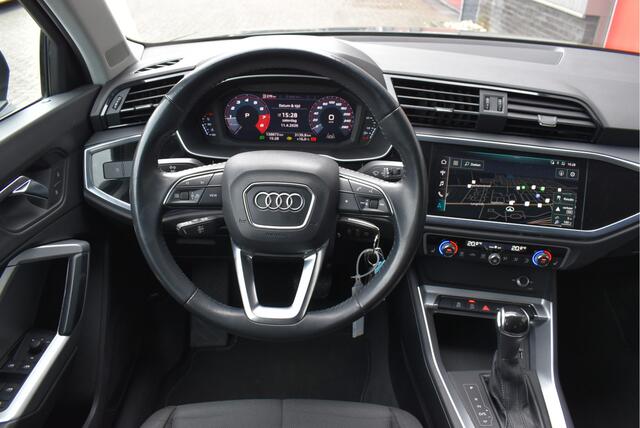 Audi Q3 45 TFSI quattro 230pk, Wegkl. trekhaak 2100kg, Stoelverwarming, Carplay,