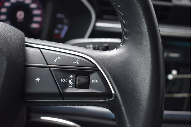 Audi Q3 45 TFSI quattro 230pk, Wegkl. trekhaak 2100kg, Stoelverwarming, Carplay,
