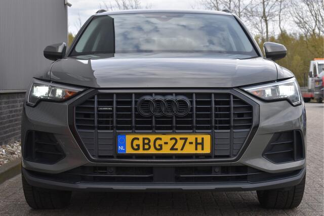 Audi Q3 45 TFSI quattro 230pk, Wegkl. trekhaak 2100kg, Stoelverwarming, Carplay,