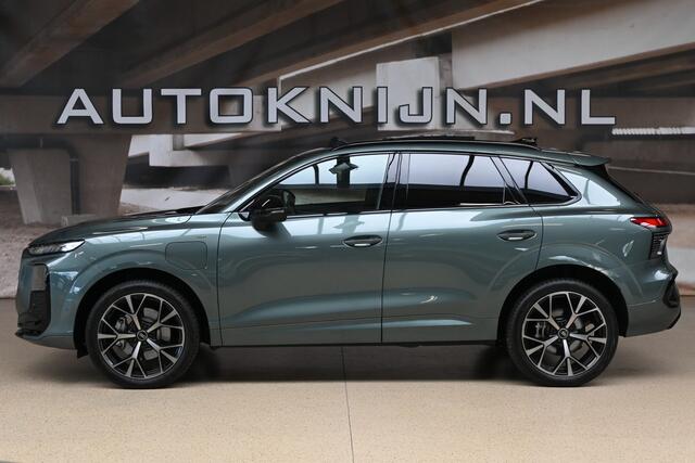 Audi Q3 1.5 e-hybrid 272pk S edition | Matrix | Panoramadak | Keyless | 100% (Dealer) onderhouden label