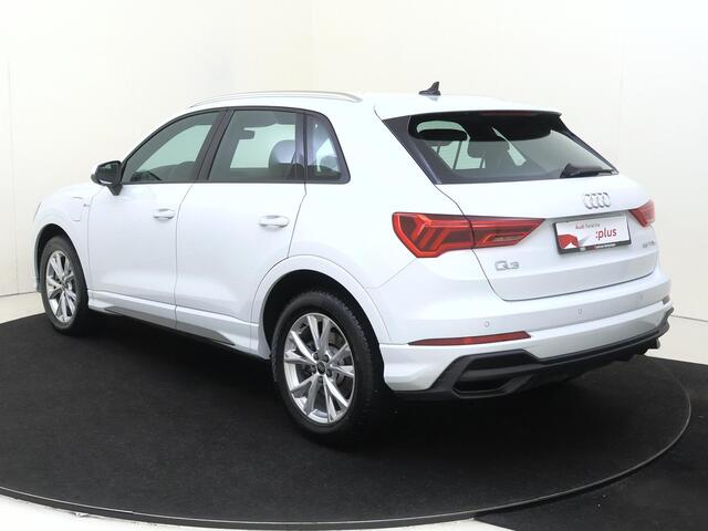 Audi Q3 45 TFSI e S edition | SoH 89% | Parkeersensoren | Cruise Control | Dodehoek detectie | Navigatie | Audi virtual cockpit | Bluetooth |