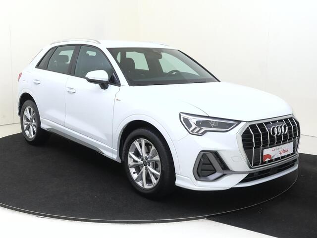Audi Q3 45 TFSI e S edition | SoH 89% | Parkeersensoren | Cruise Control | Dodehoek detectie | Navigatie | Audi virtual cockpit | Bluetooth |