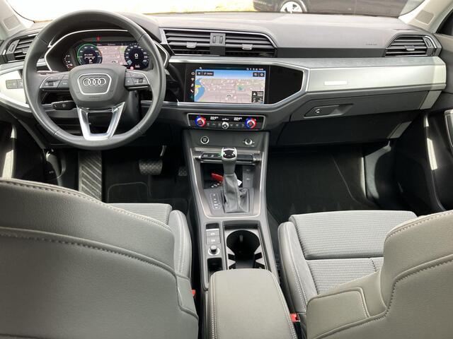 Audi Q3 Sportback 45 TFSI e 245pk Advanced Edition · Panoramadak · Drive select · Camera + Parkeersensoren · Sportstoelen · Garantie t/m 09-05-2027 of 100000km