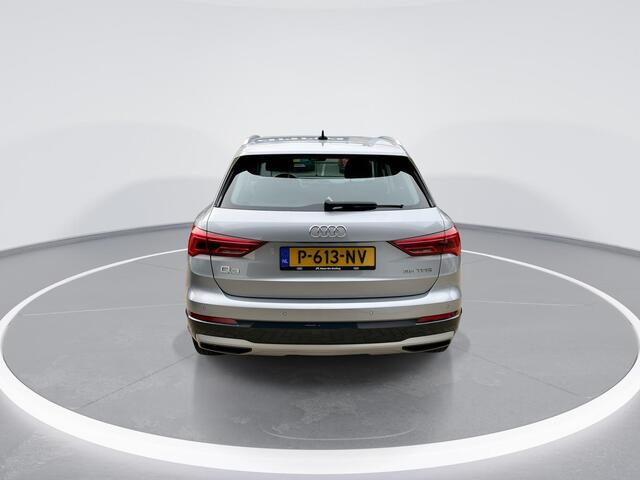 Audi Q3 35 TFSI 150pk S-tronic Advanced edition · Panoramadak · Apple/Android Car Play · Trekhaak · Navigatie · P-Sensoren · Alarm · 19'' Inch ·