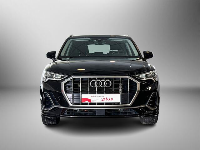 Audi Q3 45 245pk TFSI e S edition Adaptive cruise control | Parkeerhulp achter | Stoelverwarming voorin