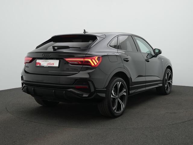 Audi Q3 Sportback 45 TFSI e 245 pk S-Line | Geheugenstoel | Achteruitrijcamera | Stoelverwarming | Navigatie | Side Assist