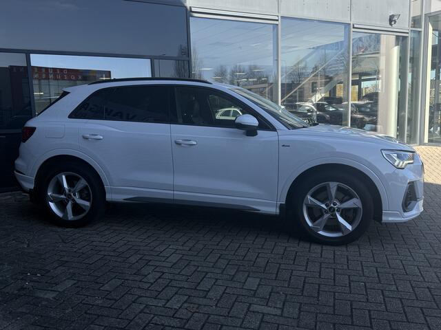 Audi Q3 45 TFSI e 2x S-LINE PHEV NAVI/CAMERA,LED