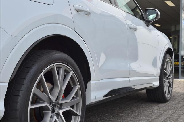 Audi Q3 40 TFSI quattro 3X S-Line Standkachel | Carplay | Adap. Cruise | Trekhaak 2100KG | Keyless entry | Matrix lampen |
