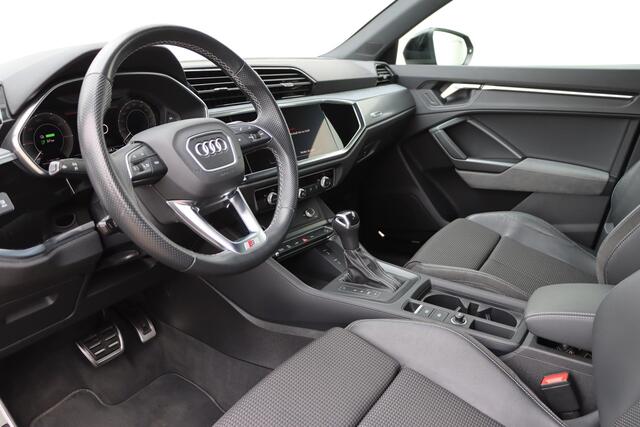 Audi Q3 Sportback 45 TFSI e S Line 245pk S Tronic | SOH 91,1% | Sonos | Camera | S Line interieur