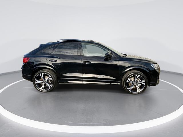 Audi Q3 Sportback 45 TFSIe S Line 180kW/245PK · Panoramadak · Dodehoeksensor · Apple/Android Car Play · Drive select · Leder/Alcantara · 20'' ·