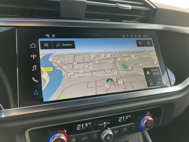 Audi Q3 Sportback 45 TFSIe S Line 180kW/245PK · Panoramadak · Dodehoeksensor · Apple/Android Car Play · Drive select · Leder/Alcantara · 20'' ·