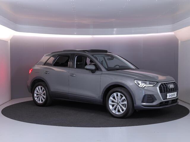 Audi Q3 45 TFSI e S edition 245 PK | Panorama dak | Parkeersensoren voor en achter | Stoelverwarming