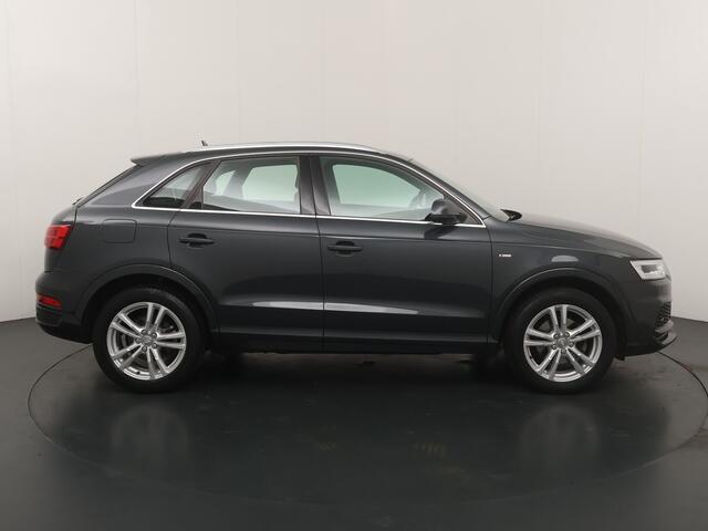 Audi Q3 1.4 TFSI CoD Sport Advance Sport | Trekhaak | Automaat | S-Line | Cruise | Clima | Navi | Elekt. achterklep | 18" LMV |
