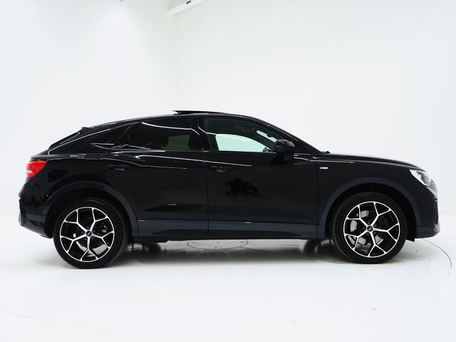Audi Q3 Sportback 45 TFSI e Full Black | Panoramadak | Leder | Sfeerlicht | Cruise | DAB | Virtual | Donkere Hemel | Carplay
