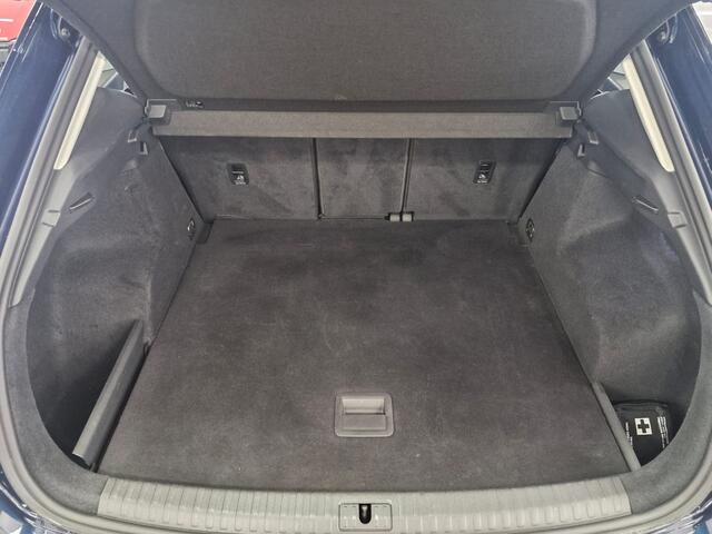 Audi Q3 40 TFSI 190pk S tronic quattro met B&O, Navigatie & Cruise contr