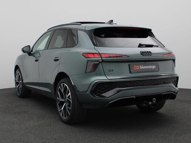 Audi Q3 1.5 200kW e-hybrid S edition 272PK S-Tronic Panoramadak, Trekhaak, Achteruitrijcamera, Stoel-Stuurverwarming, 20" LM Velgen, LED Plus, Elektr. Achterklep