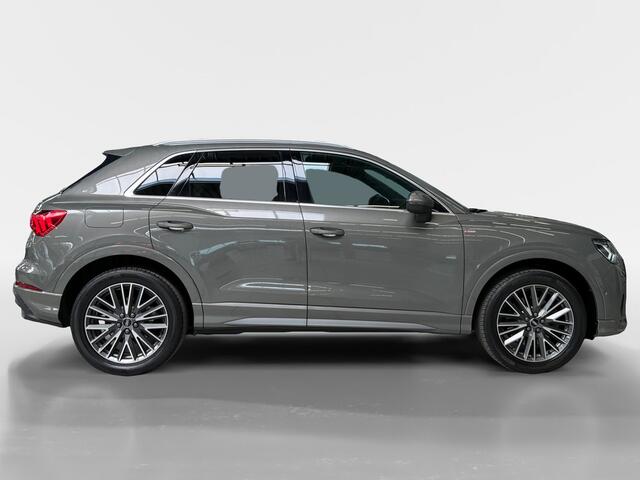 Audi Q3 45 TFSI e S edition I Elek. Trekhaak I 360 Camera I Stoelverwarming I Adaptiver Cruise