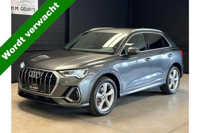 Audi Q3 4.5 TFSIe S line | 1e Eigenaar | Matrix LED | Camera | Adaptive Cruise