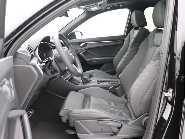 Audi Q3 35 TFSI S edition Competition Pano, ACC, Camera, Carplay