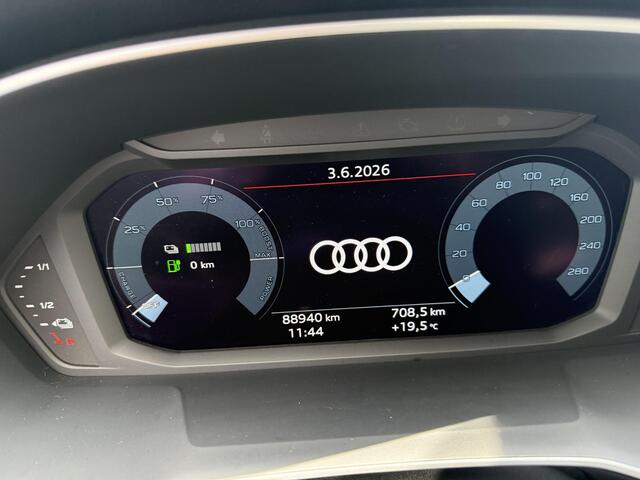 Audi Q3 45 TFSI e S tronic , HYBRIDE/BENZINE, BTW INCL, AUTOMAAT, AIRCO, CRUISE, AUDI VIRTUALITEIT COCKPIT, NAVIGATIE EN NOG VEEL MEER, 1 JAAR GARANTIE