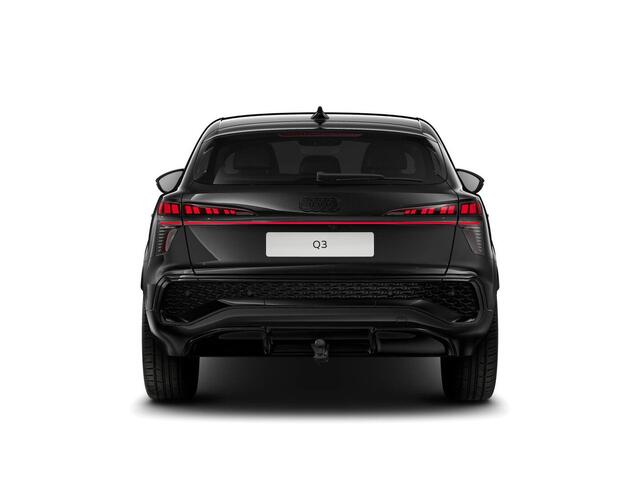 Audi Q3 Sportback S edition (A3) e-hybrid 200 kW / 272 PK Sportback Direct Leverbaar |