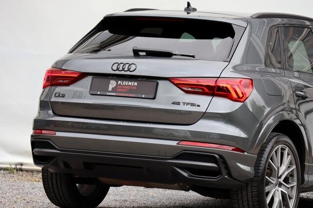 Audi Q3 45 TFSIe S-Line - 245 pk **Sonos / Trekhaak / Camera / Ambiance / Carplay