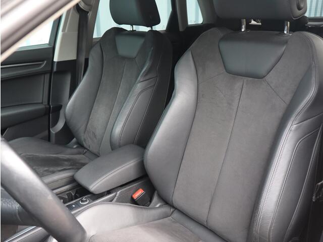 Audi Q3 35 TFSI AUTOMAAT Pro Line | S-LINE | NAVI | TREKHAAK | CAMERA | ELEK. ACHTERKLEP | LED |