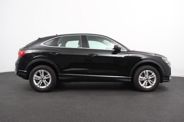 Audi Q3 Sportback 45 TFSI e 245pk PHEV S-tronic Attitude Navigatie Parkeersensoren Adaptive Cruise Control Stoelverwarming Ledverlichting Virtual Cockpit Climate Control