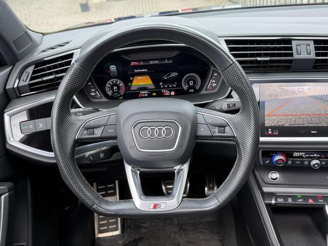 Audi Q3 Sportback 45 TFSI e S Edition 19"/Panoramadak/Leder/Dodehoek/360 camera/Keyless/Sfeerverlichting/Camera/Elektrische klep