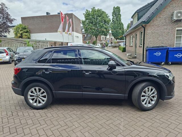 Audi Q3 45 TFSI e Adv Editi. NED. AUTO